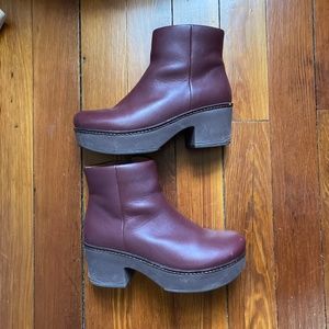 leather clog boots